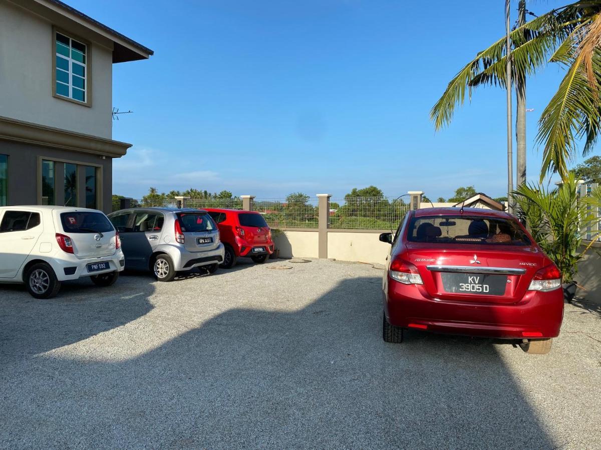 Grand Village Inn Pantai Cenang (Langkawi) Exterior foto